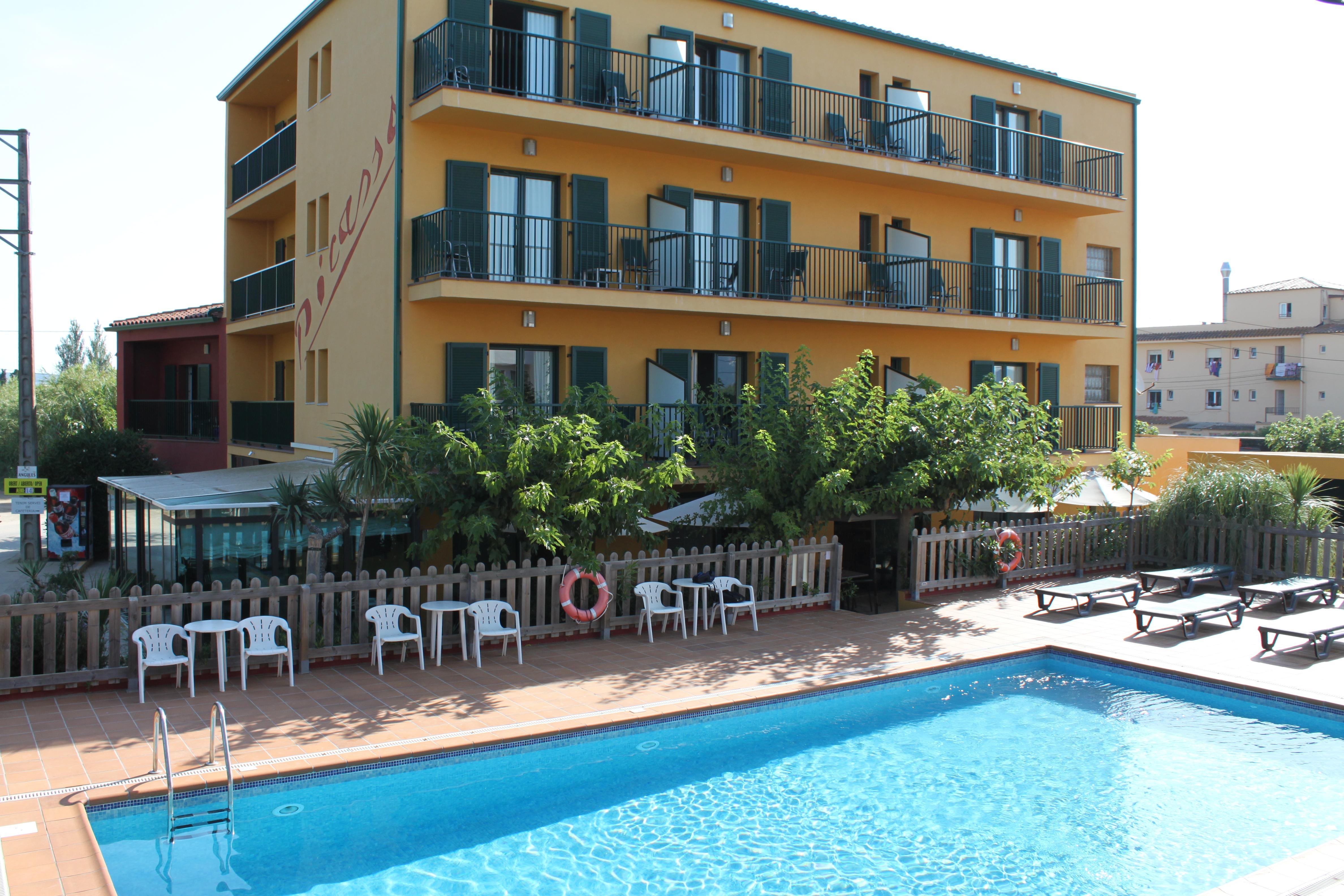 Hotel Picasso Torroella De Montgri Ngoại thất bức ảnh