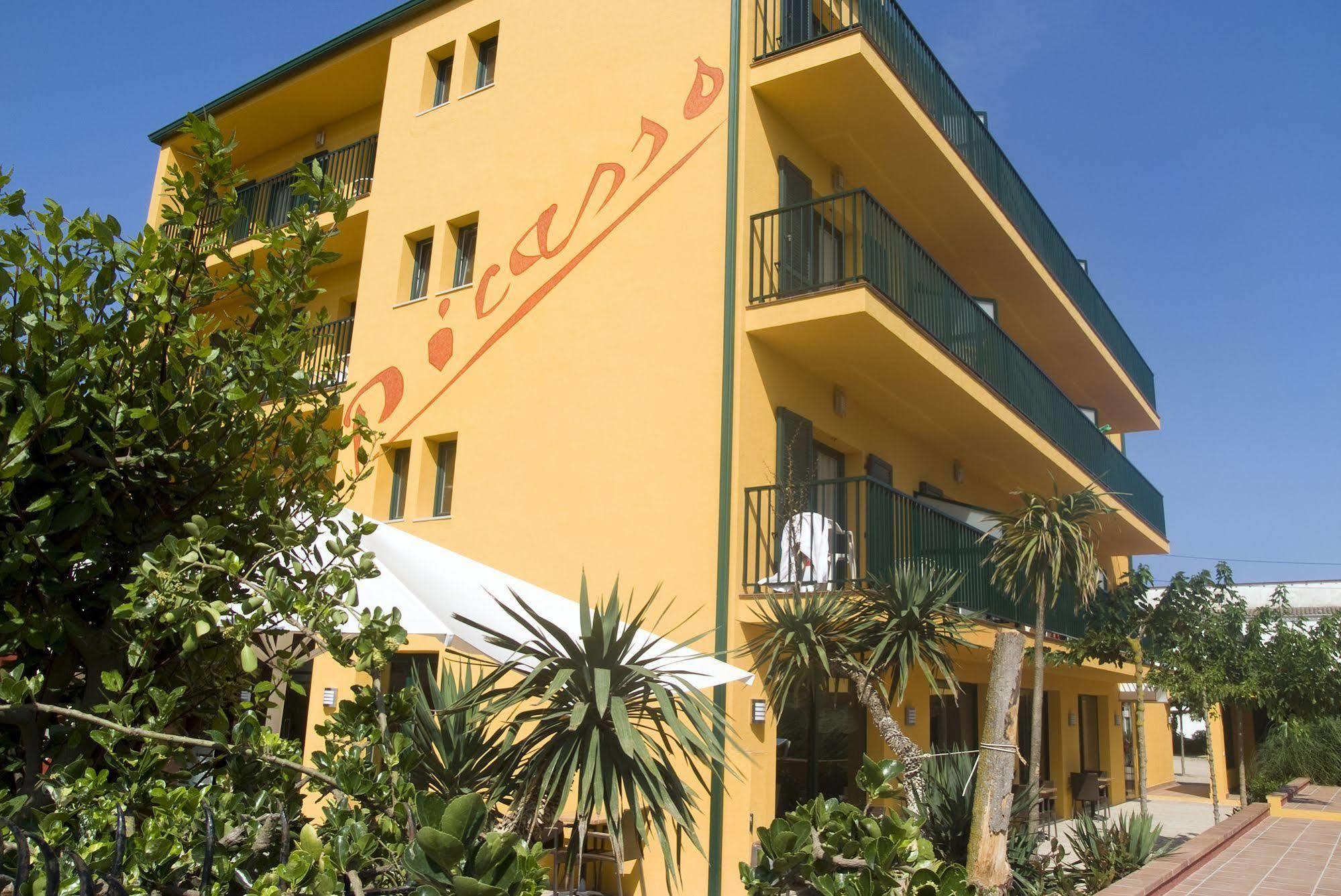 Hotel Picasso Torroella De Montgri Ngoại thất bức ảnh
