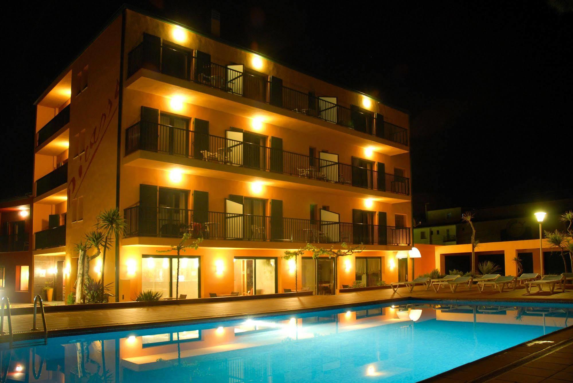 Hotel Picasso Torroella De Montgri Ngoại thất bức ảnh